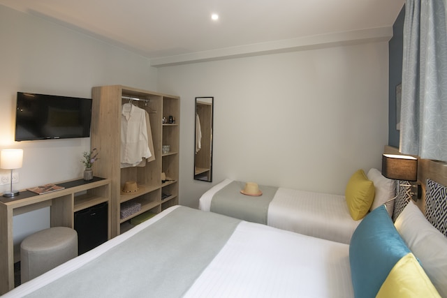 オテル ブリストル