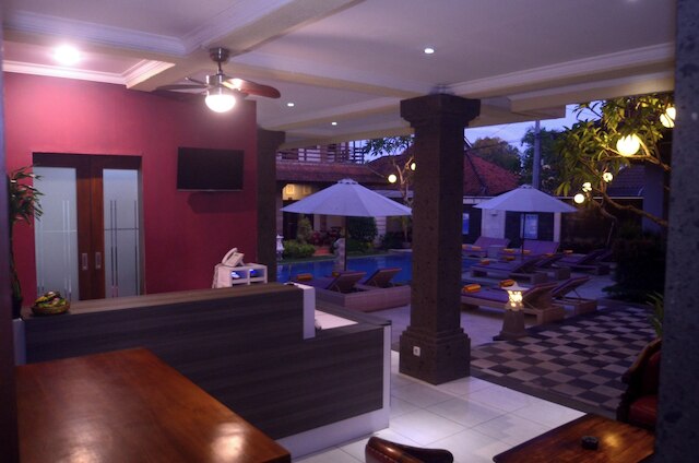 プリ サディン ホテル