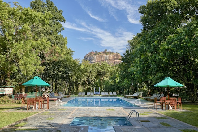 ホテル シーギリヤ