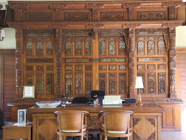 ブサキ ビーチ ホテル