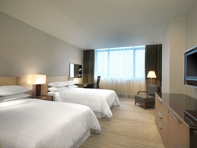 フォー ポインツ バイ シェラトン 上海 ダーニン (上海大寧福朋喜来登酒店)