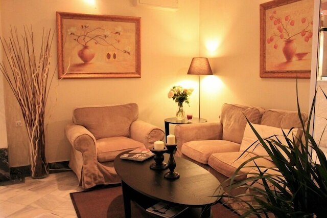 アヒヨン ホテル