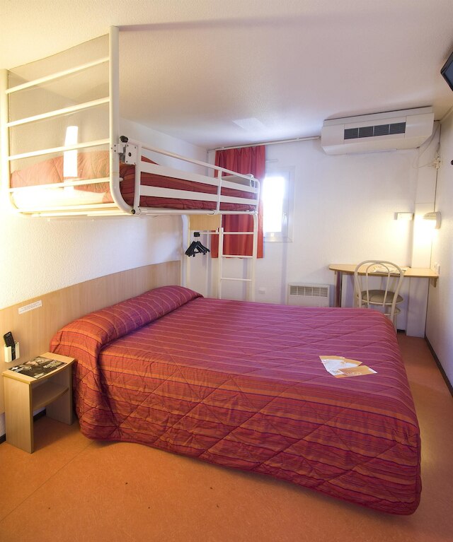 プルミエール クラッセ ル ブラン メニル