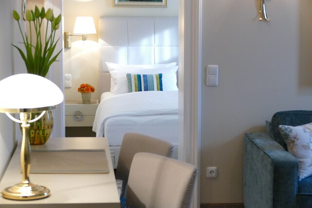 ホテル アン デア オペー