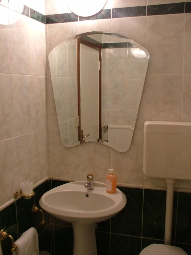 アイローネ ホテル