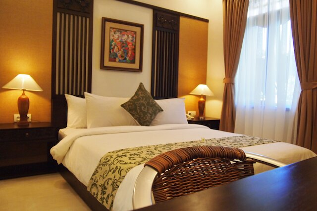 ユリア ビレッジ イン