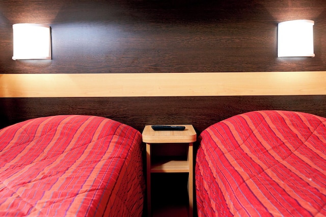 プルミエール クラッセ リール ウエスト - ロム