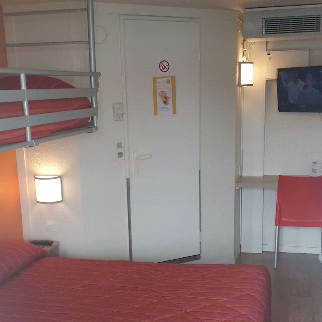 プルミエール クラッセ バイヨンヌ