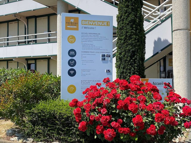 プルミエール クラッセ ラ ロシェル シュッドゥ - アングラン