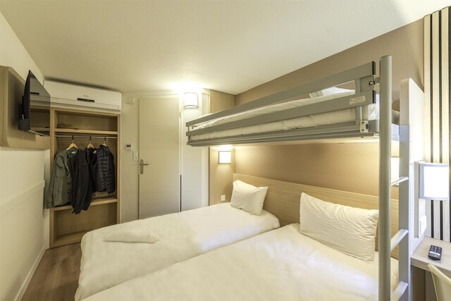 プルミエール クラッセ トゥーロン - ラ セイヌ シュル メル