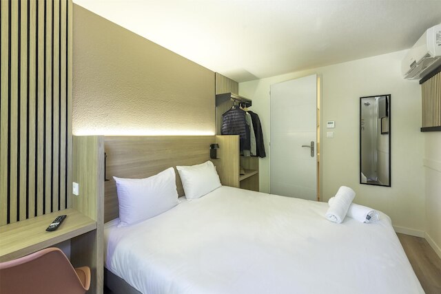 プルミエール クラッセ トゥーロン - ラ セイヌ シュル メル