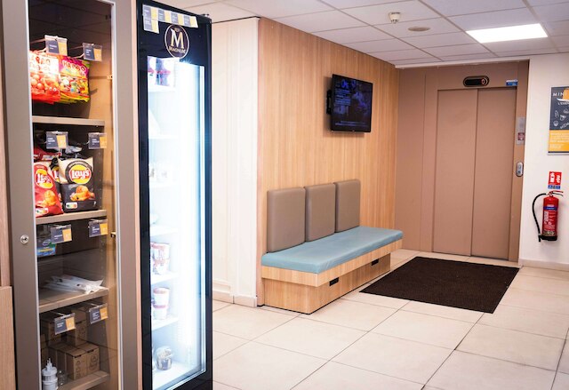 プルミエール クラッセ パリ ウエスト - ジュヌヴィリエ バルバニー