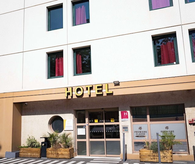 プルミエール クラッセ パリ ウエスト - ジュヌヴィリエ バルバニー