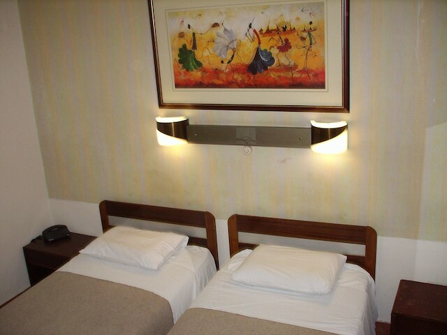 クラリッジ ホテル