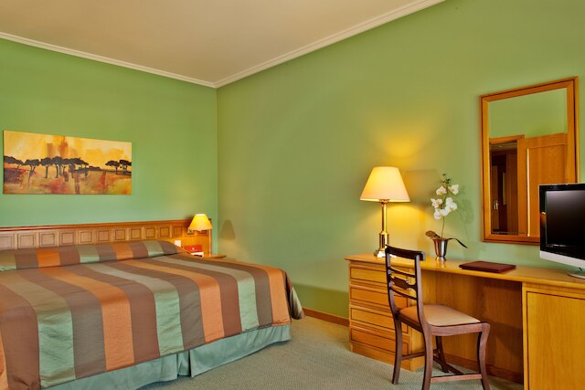 ホテル ドス テンプラリオス