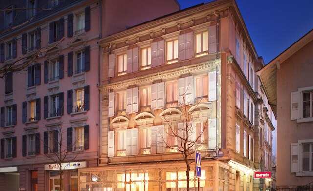 ベース ローザンヌ