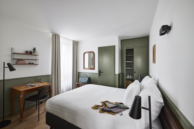 ベース ローザンヌ