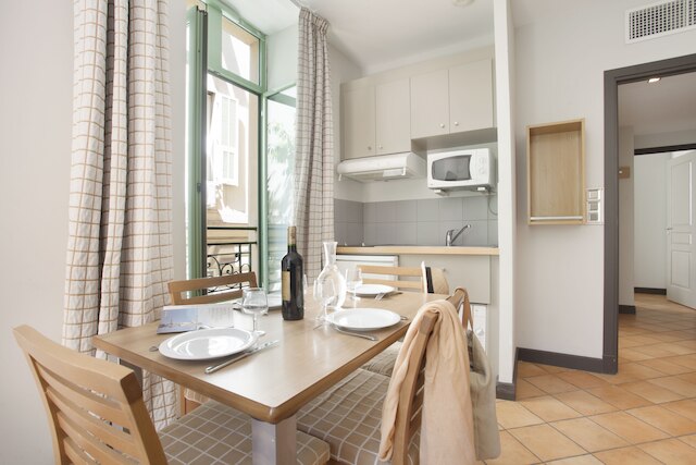 アパートホテル オダリス シティ - ニース セントル