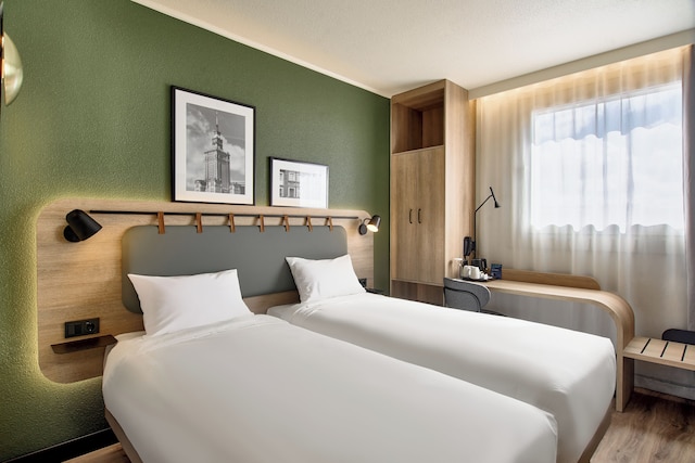 カンパニール プライム ワルシャワ セントラム