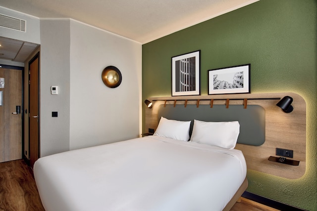 カンパニール プライム ワルシャワ セントラム