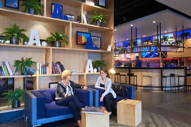 カンパニール プライム ワルシャワ セントラム