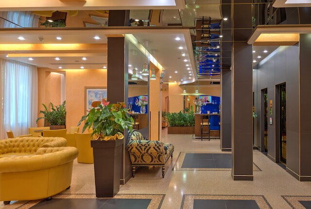 セントラル パーク ホテル メドナ