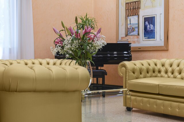 セントラル パーク ホテル メドナ