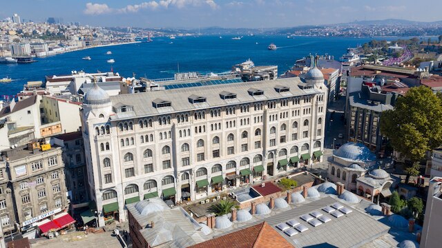 レガシー オットマン ホテル