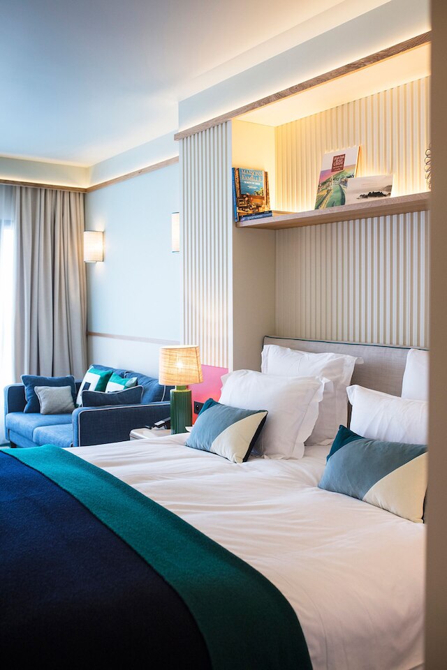 ホテル レ カフェ デ パリ