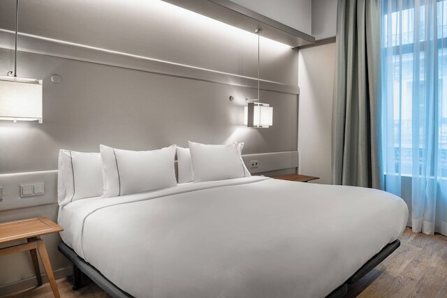 AC ホテル レコレトス バイ マリオット