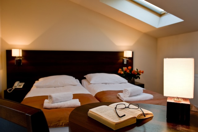 スパッツ アパートホテル