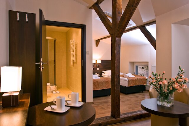 スパッツ アパートホテル