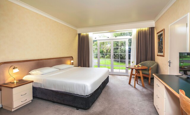 ワイラケイ リゾート タウポ