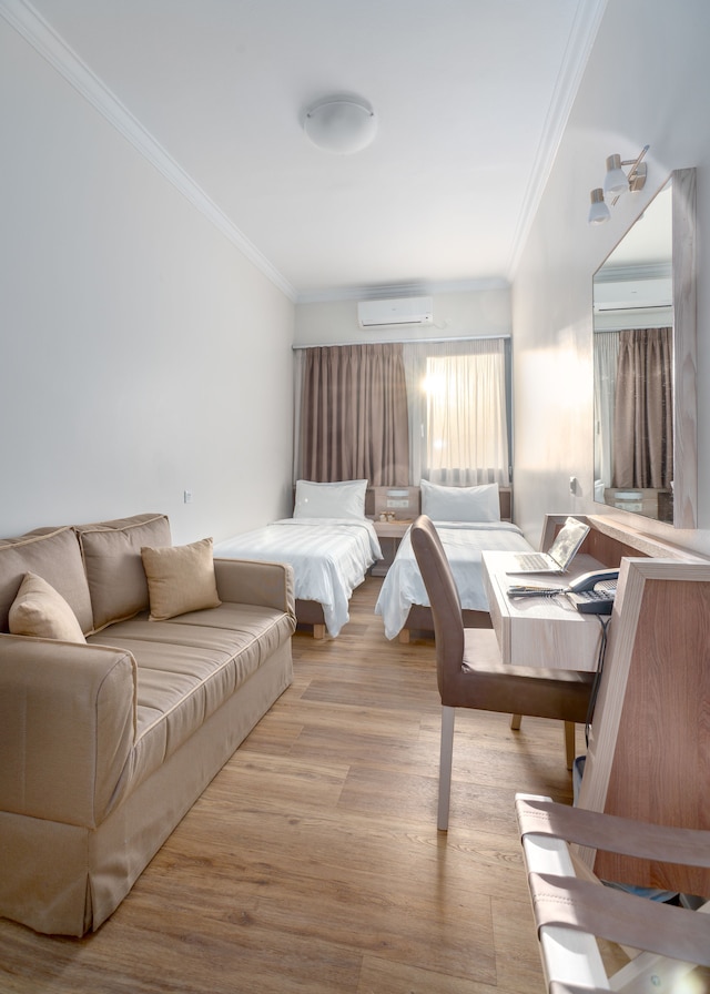 アッタロス ホテル