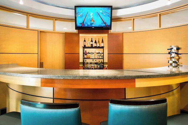 スプリングヒル・スイート・カウンシル・ブラッフス