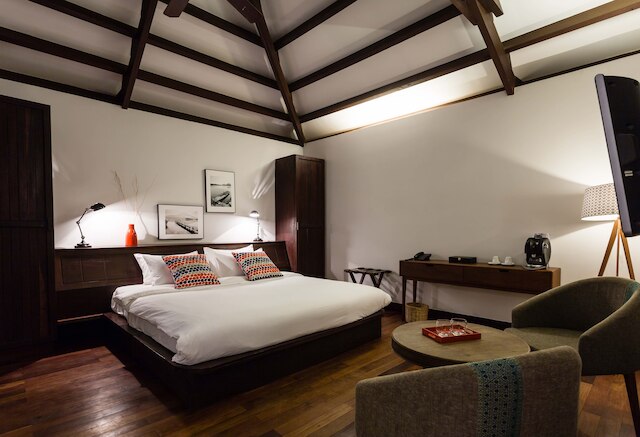 ヘリテージ スイーツ ホテル