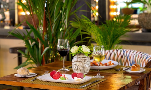 ヘリテージ スイーツ ホテル