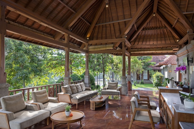 サンティ マンダラ ヴィラ & スパ