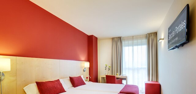 ホテル セルコテル ポルタレス