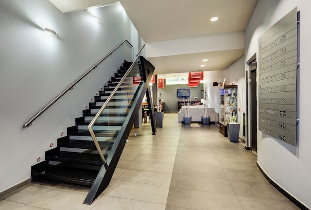 ホテル セルコテル ポルタレス