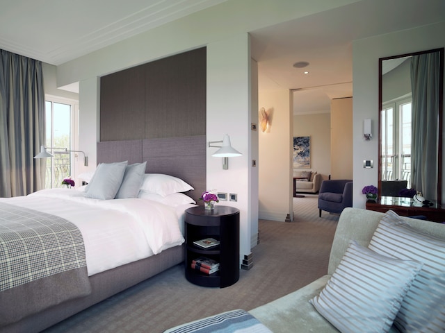 ロッコ フォルテ ザ チャールズ ホテル