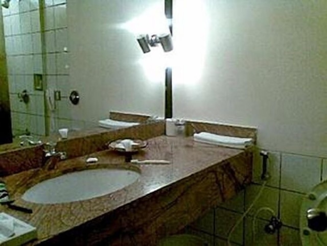 ザ シェブロン ホテル