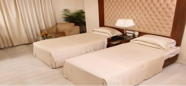 ザ シェブロン ホテル