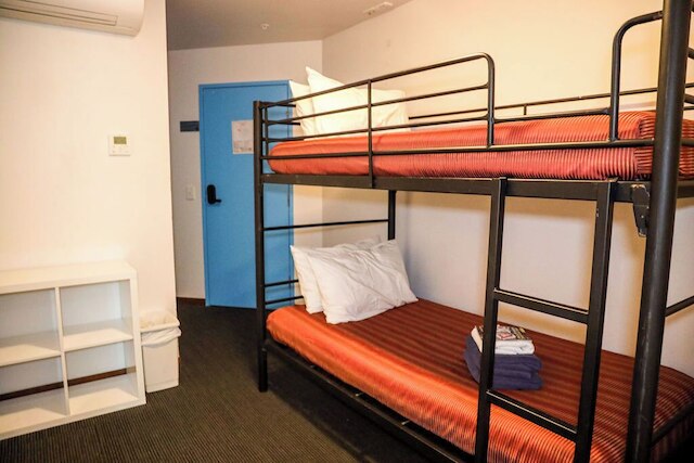 ノマッズ セント キルダ  ホステル