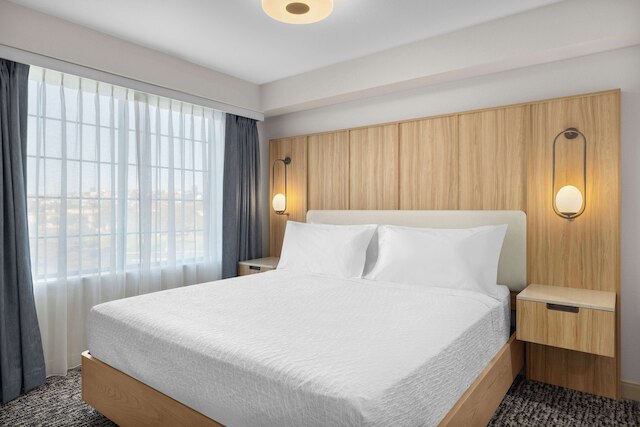 ホームウッド スイーツ バイ ヒルトン サン ディエゴ エアポート / リバティ ステーション