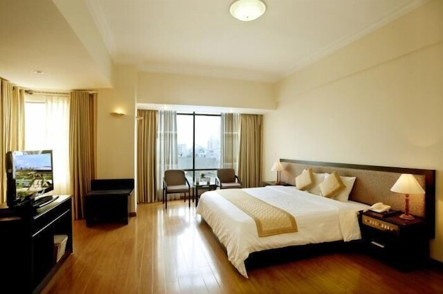 バンブー グリーン セントラル ホテル