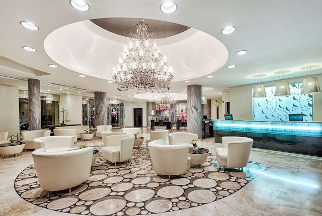 Aクス ザ パレス