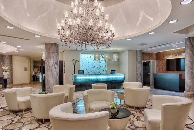 Aクス ザ パレス