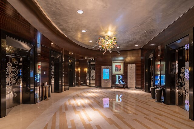 ルネッサンス上海ユー ガーデン ホテル (上海豫園万麗酒店)