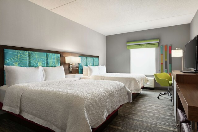 ハンプトン イン バイ ヒルトン ロンドン